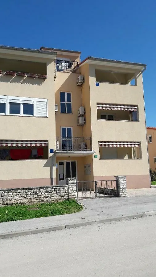 Apartment Apartman Roko, Pula Hrvatska Croatia
